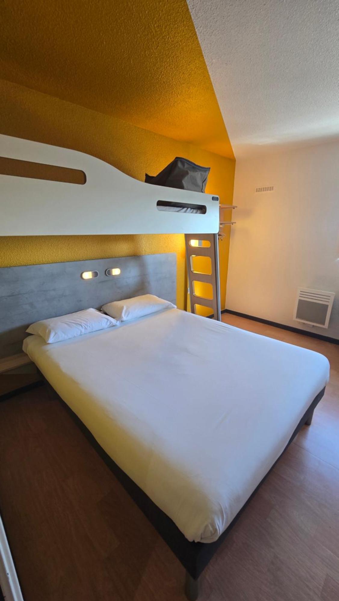 Ibis Budget Goussainville Charles De Gaulle Exterior foto